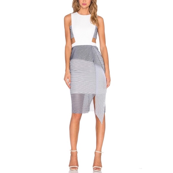 Revolve Dresses & Skirts - Elliat dress size Medium NWOT